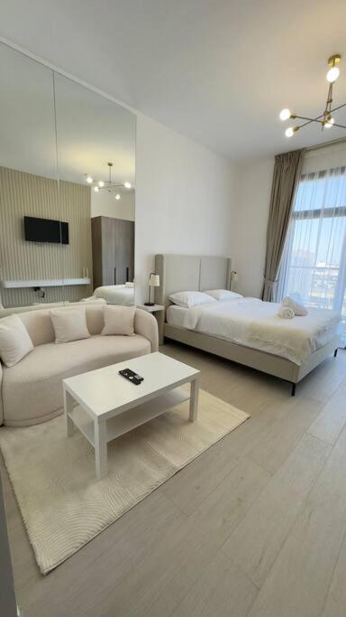 New! Modern Cosy Laya Heights Apartment *